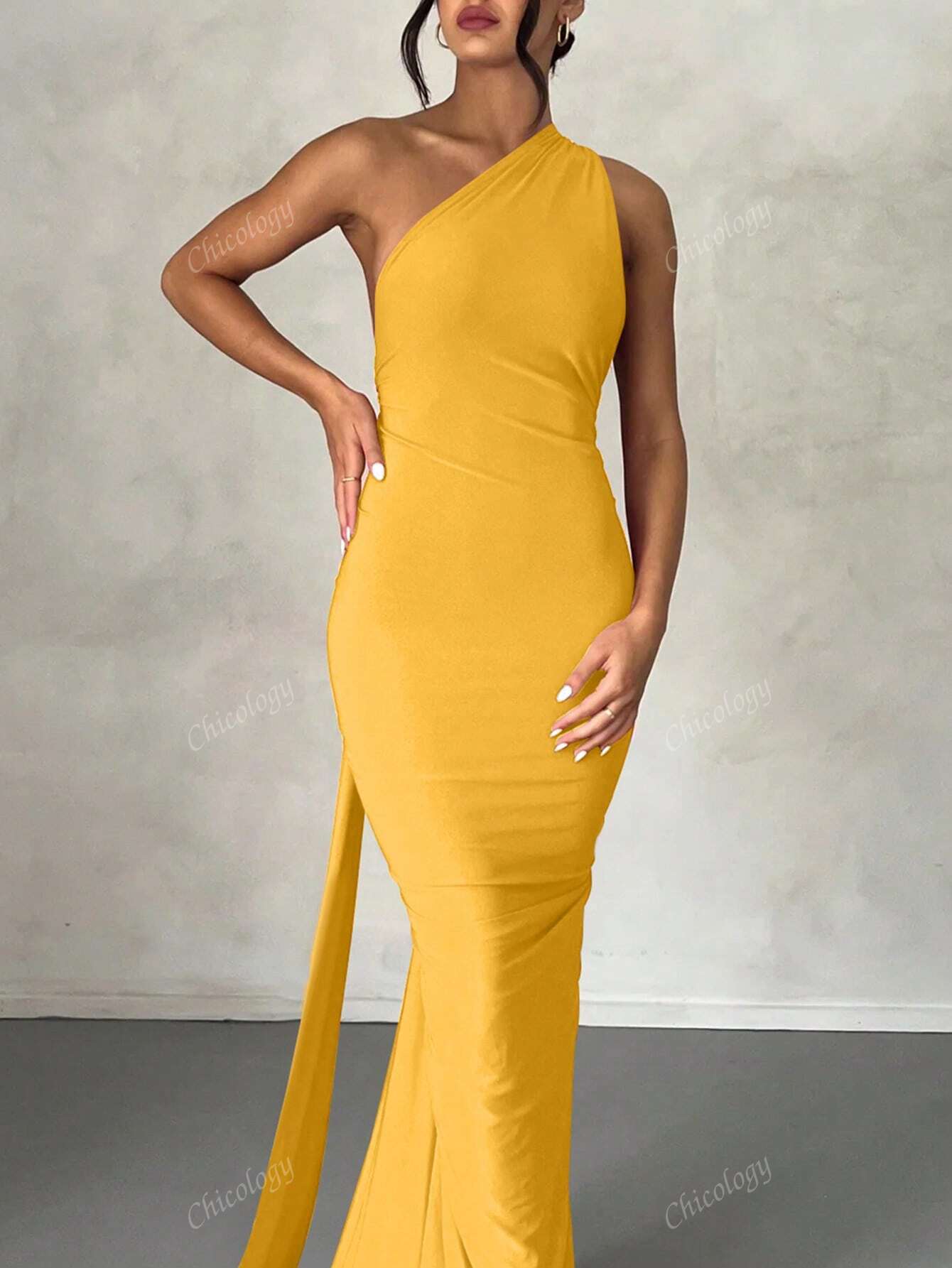 ROBYN | Twist Eleganz