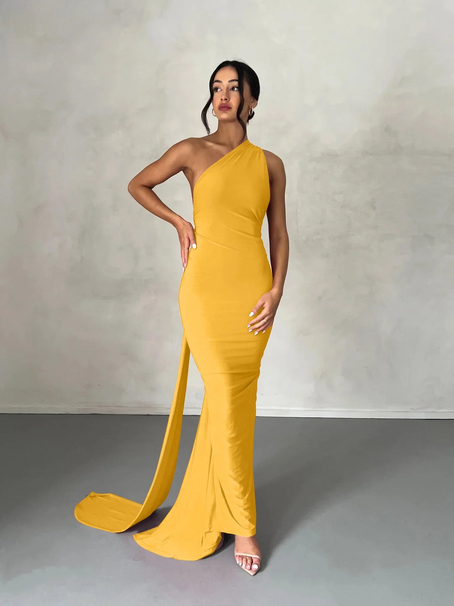 ROBYN | Twist Eleganz