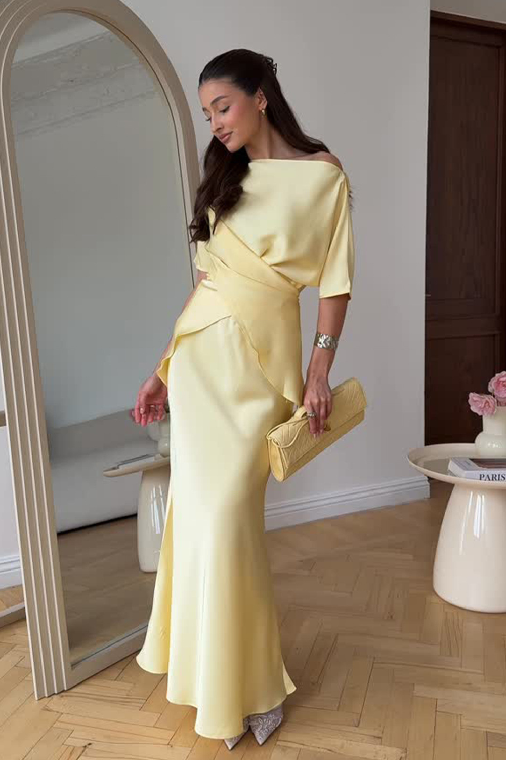 MELISA | Elegantes Drapiertes Satinkleid