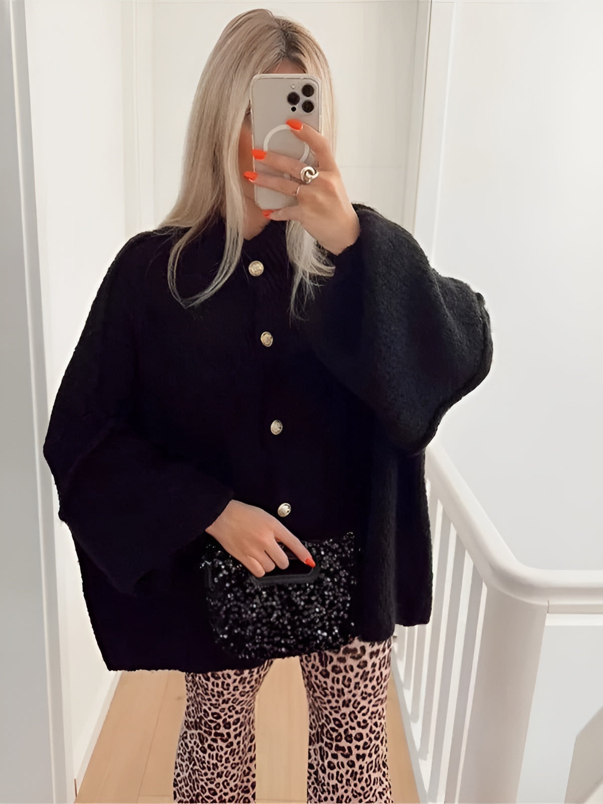NORA – Oversized Strickjacke