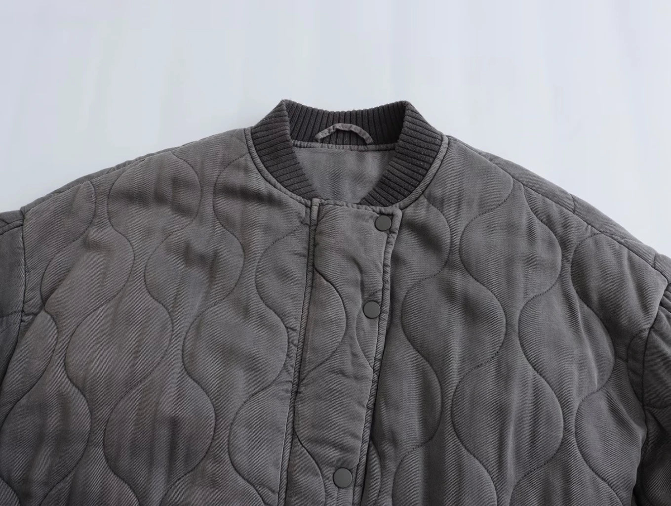 MALIN | Minimalistische Bomberjacke