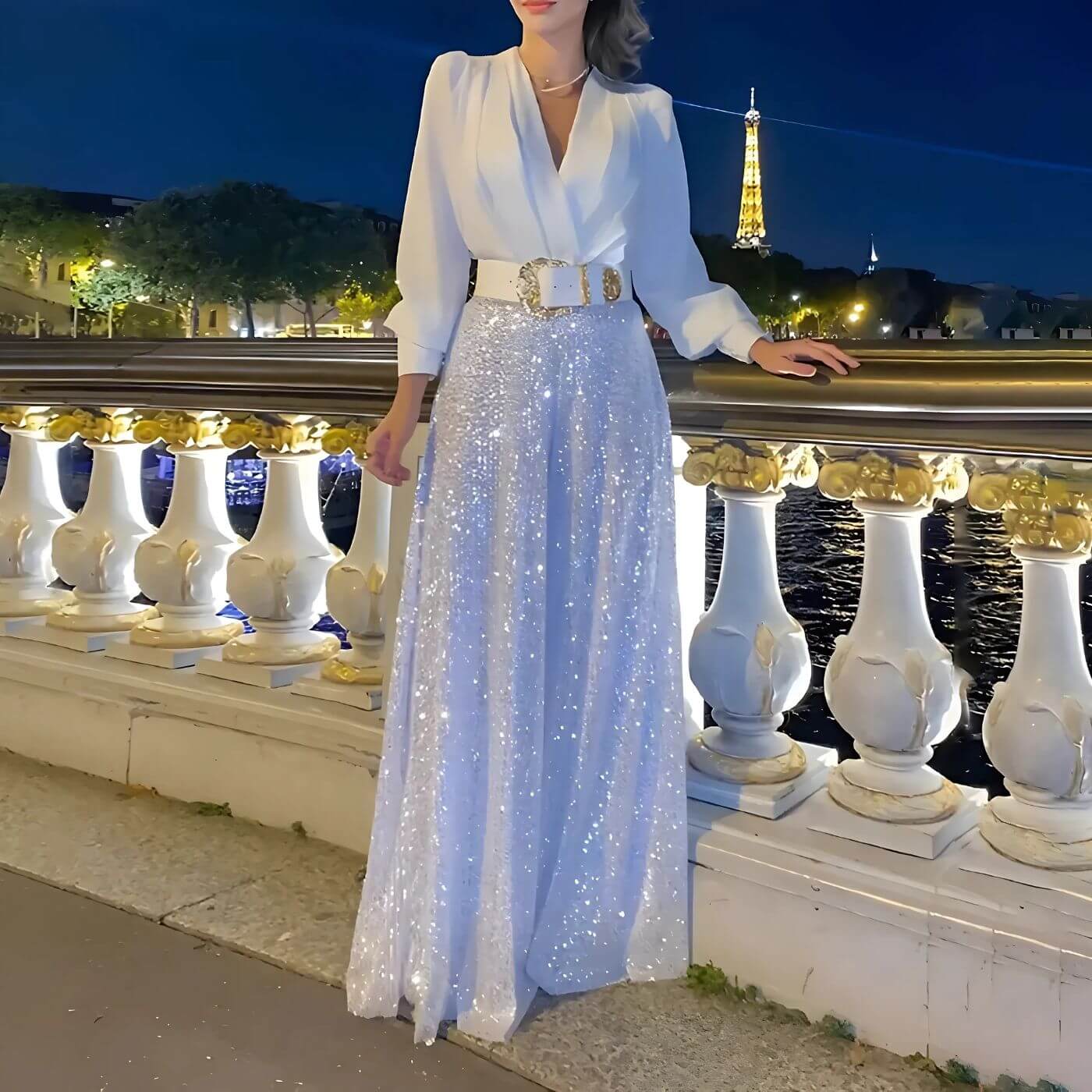 MARIA | Zeitloser Jumpsuit mit V-Ausschnitt