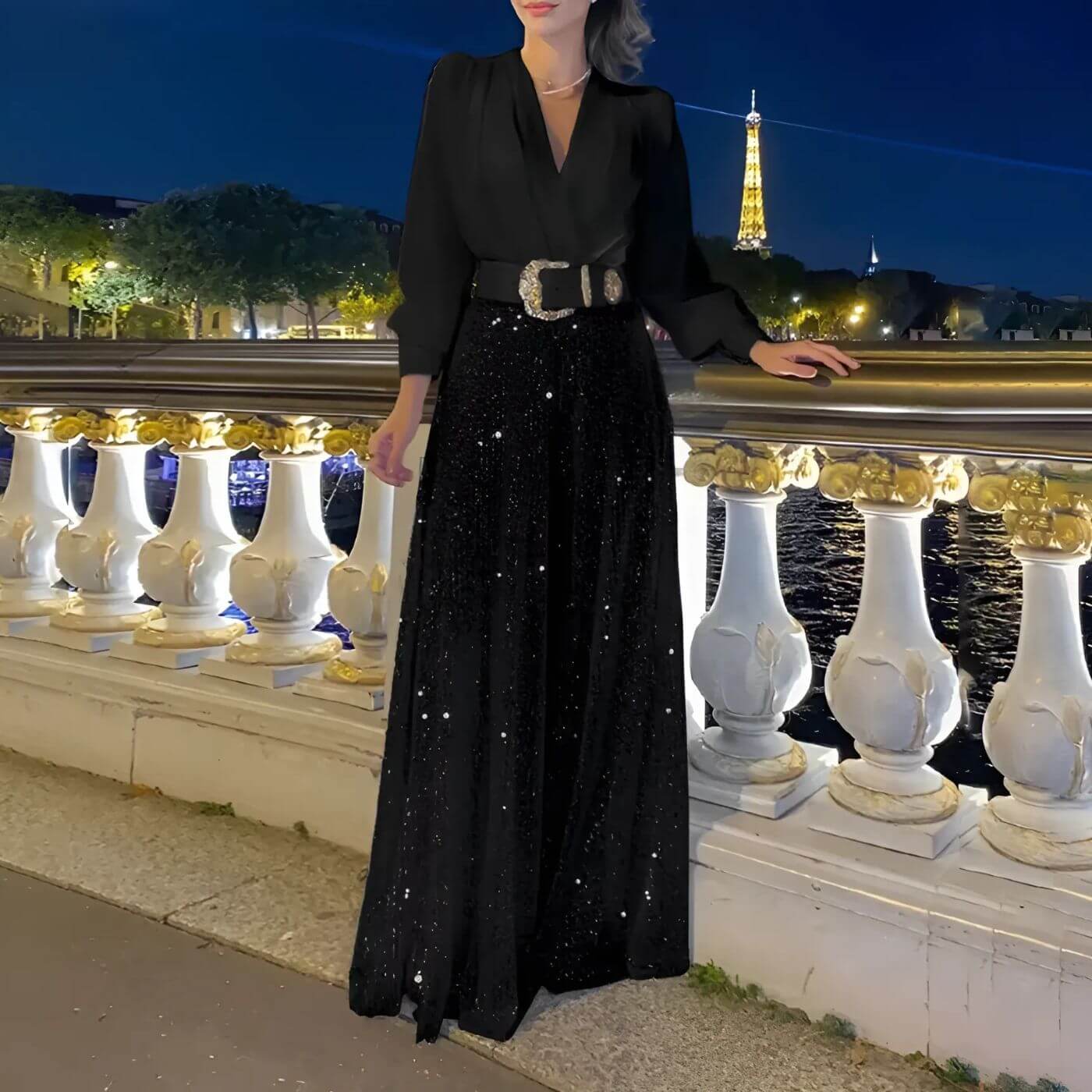 MARIA | Zeitloser Jumpsuit mit V-Ausschnitt