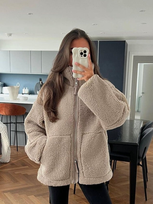 KAJA – Weicher Teddy-Mantel