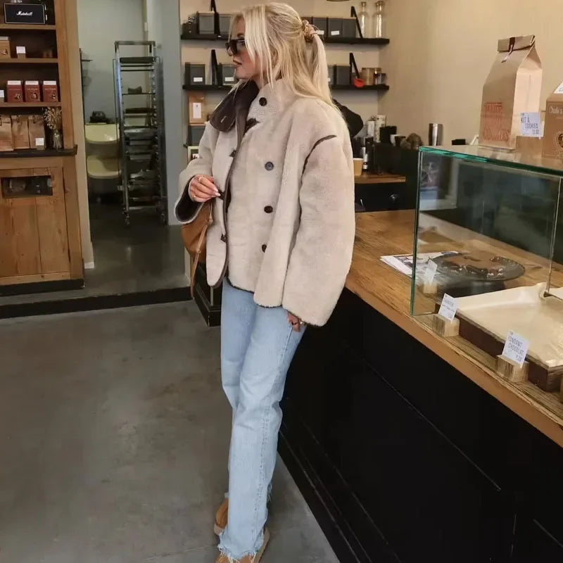 CALI | Elegante Teddyjacke