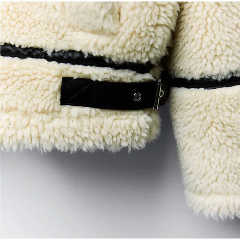 JASMIN – Weicher Teddymantel