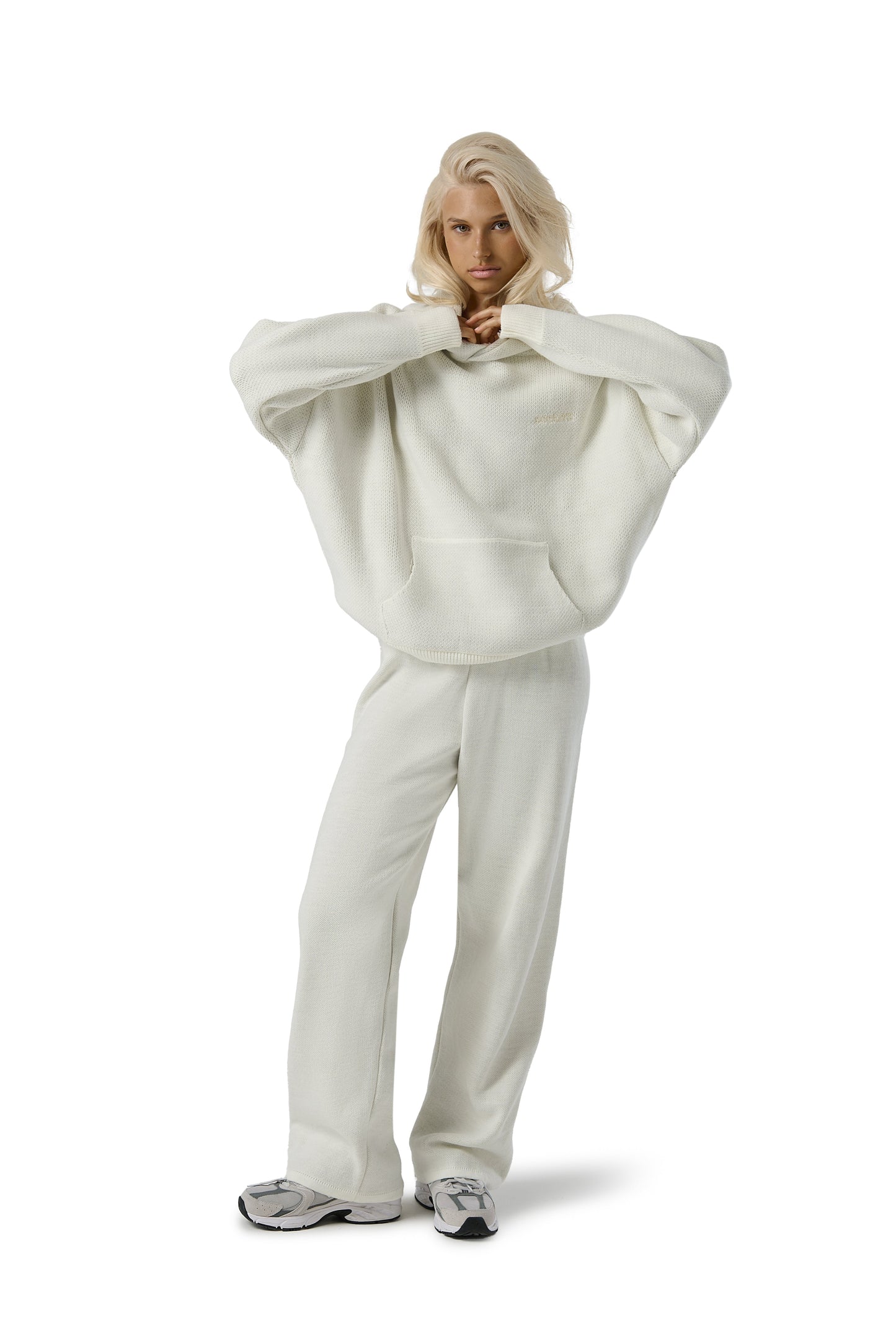 MIEL | Gestricktes Hoodie-Set