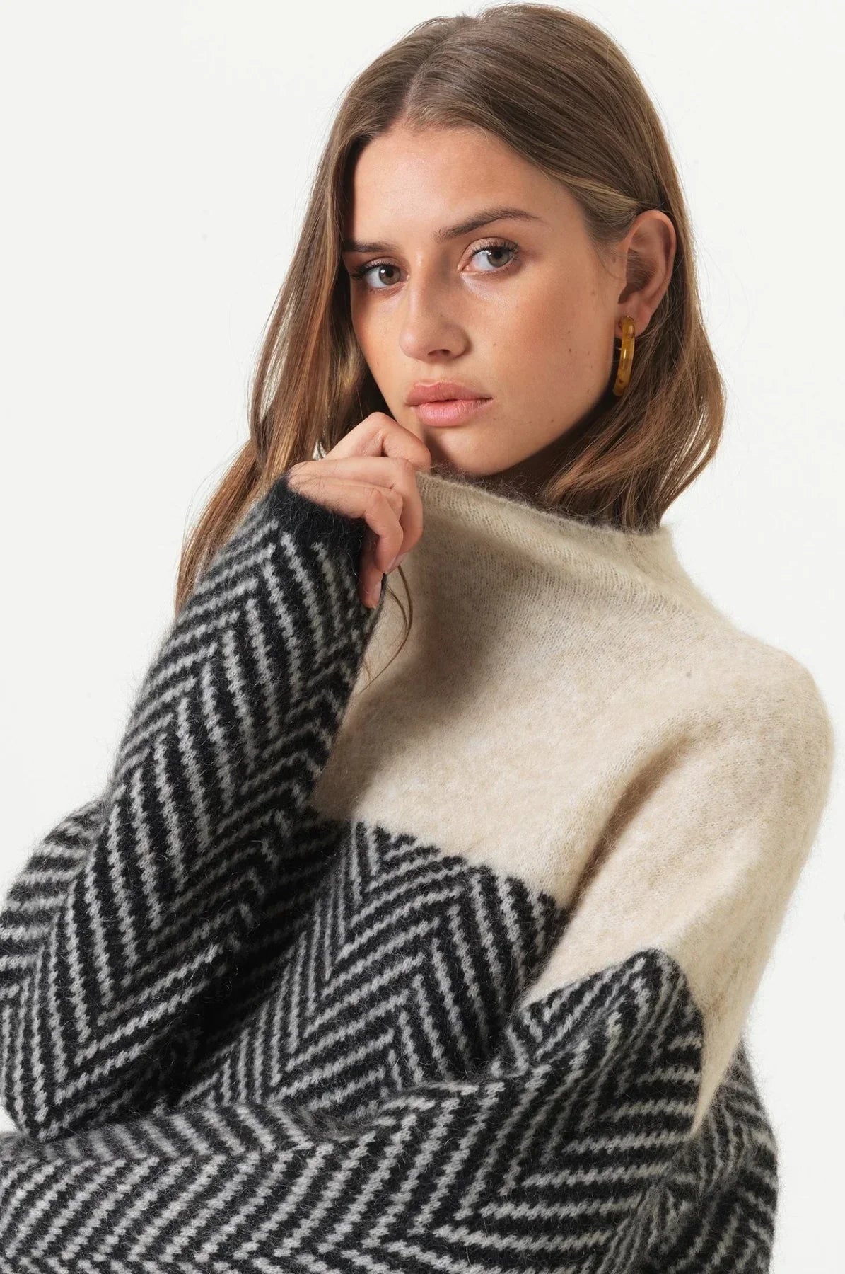 ZOEY | Hochwertiger Rollkragenpullover aus feinem Strickstoff