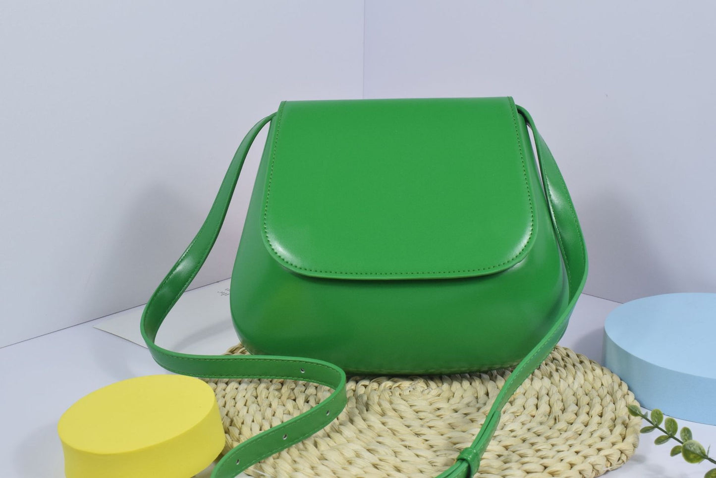 IDA | Minimalistische Kastanienbraune Umhängetasche