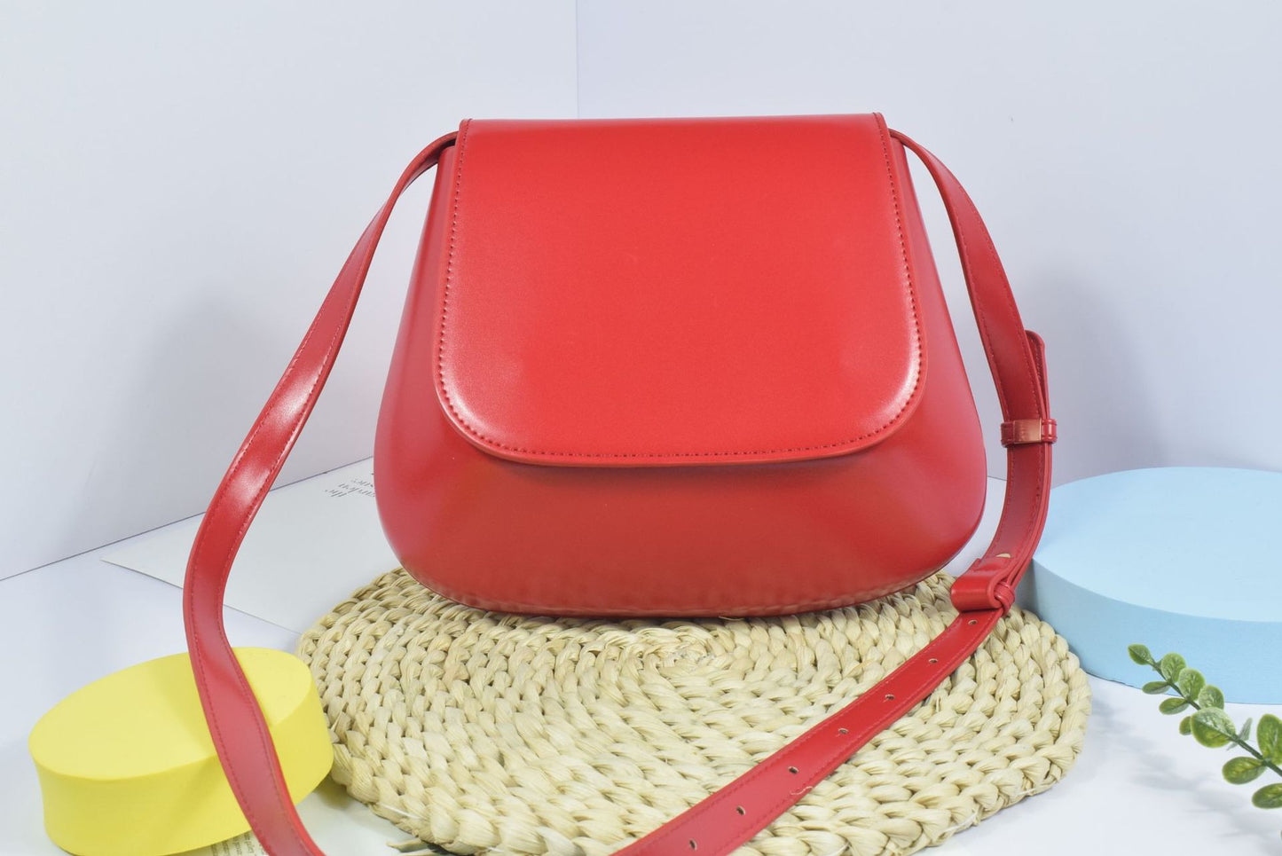 IDA | Minimalistische Kastanienbraune Umhängetasche