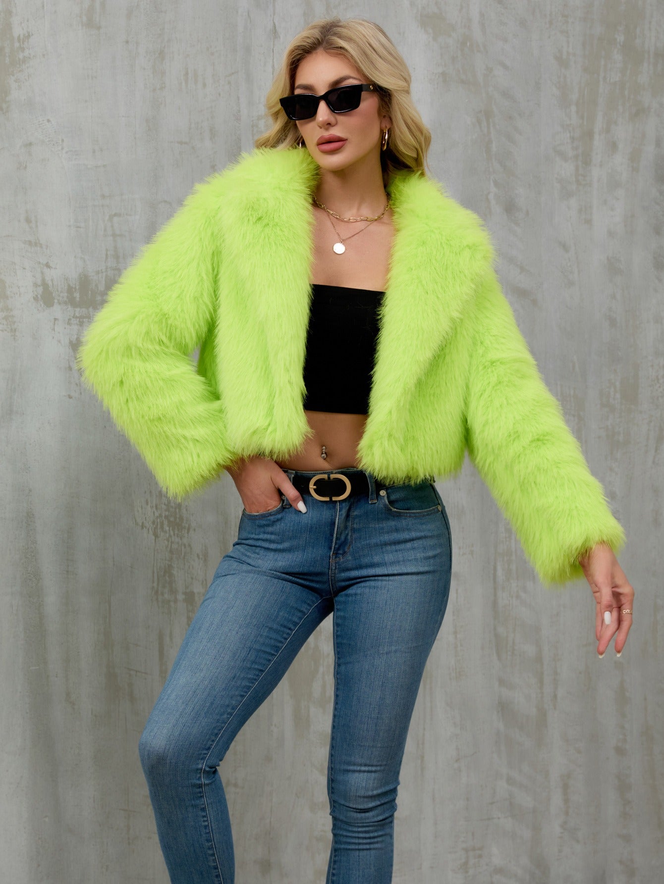 CHLOE | Elegante Plüsch-Cropped-Jacke