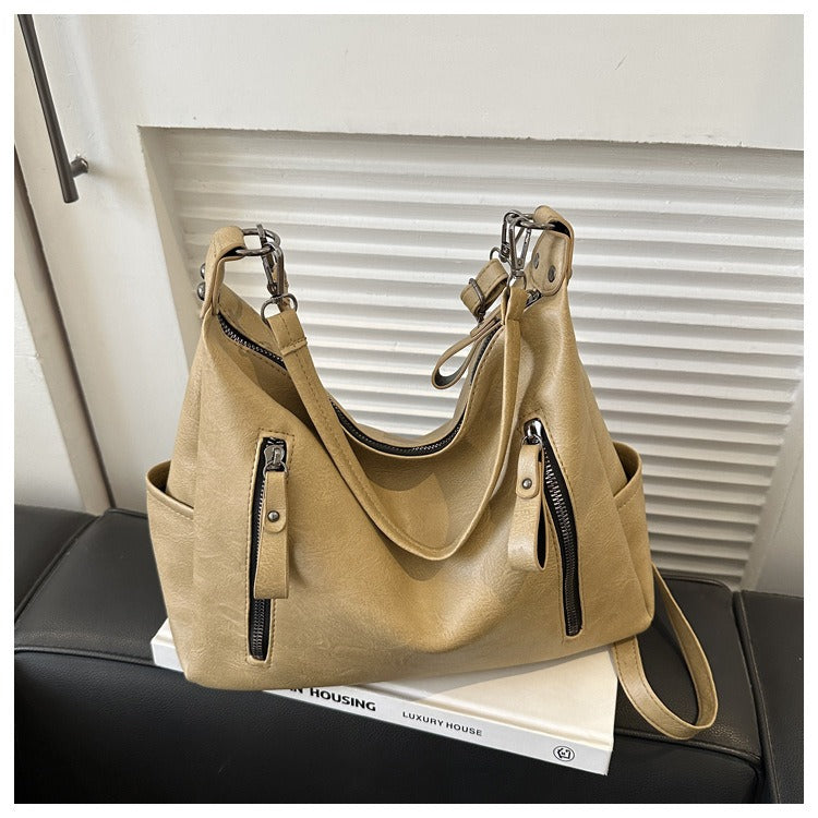 ELARA | Schlanke Crossbody-Tasche aus Leder