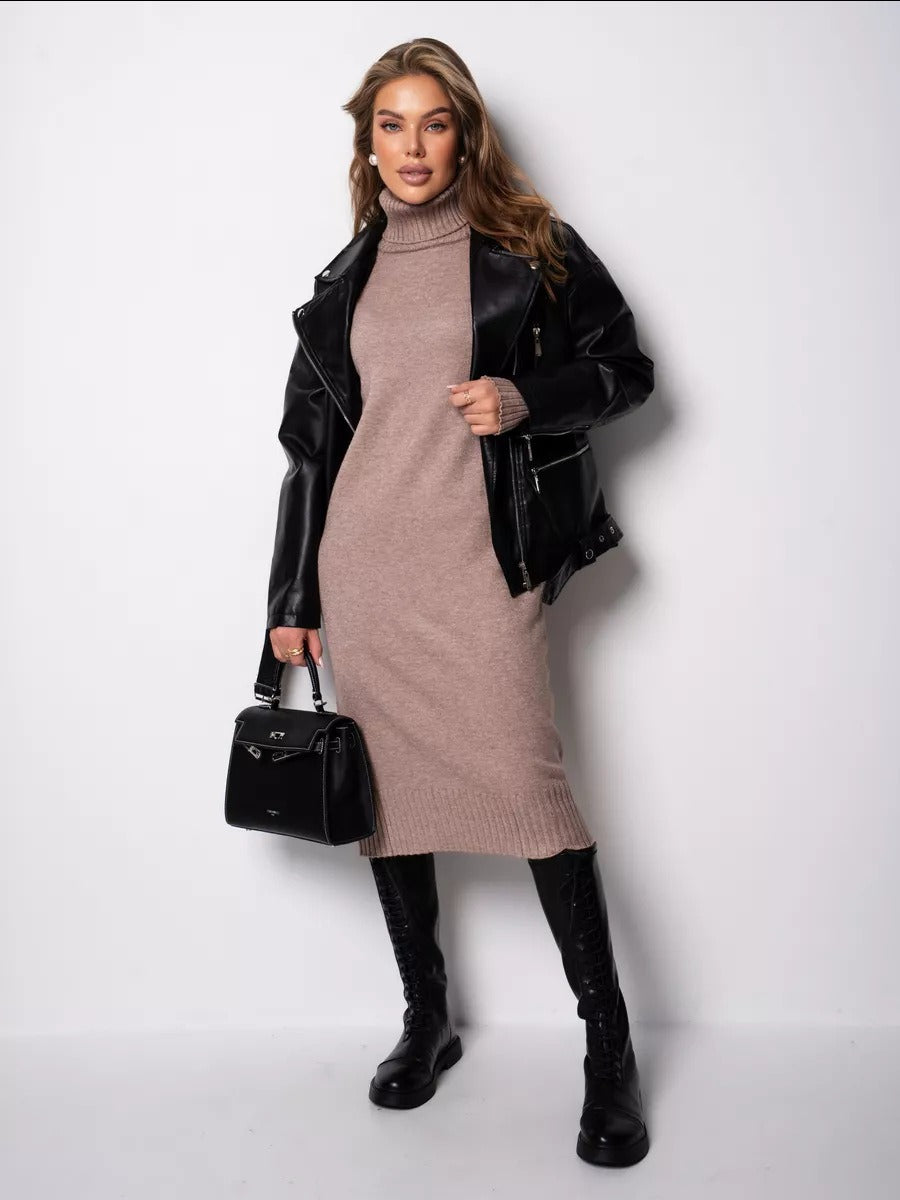 LORI | Elegantes Strickkleid mit hohem Halsausschnitt