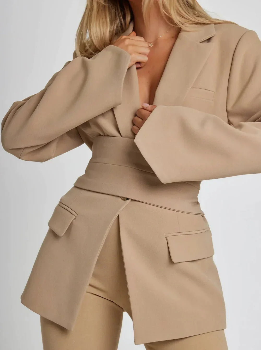 AIMEE | Eleganter Blazer mit Gürtel