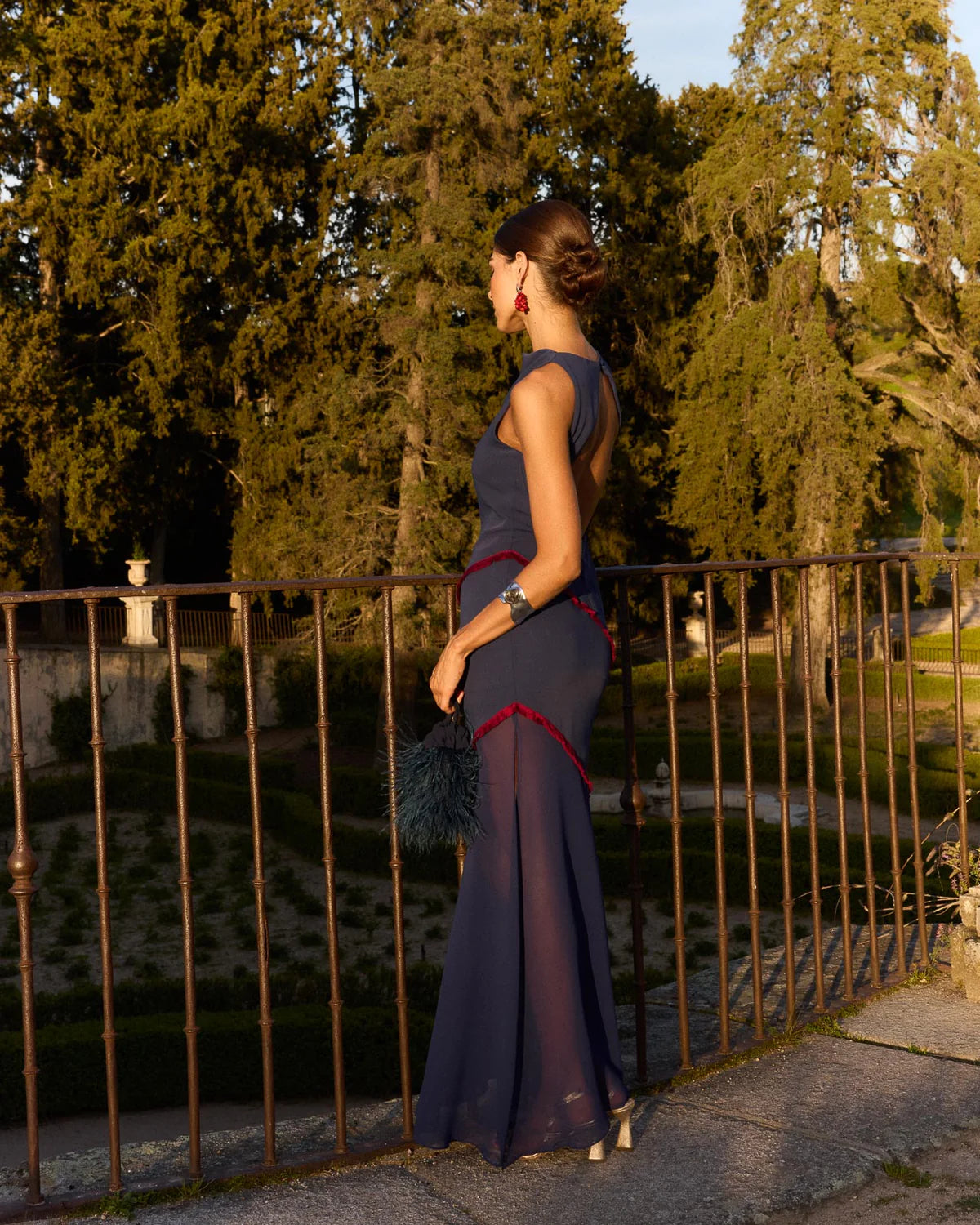 GRACIE | Marineblaues Chiffonkleid