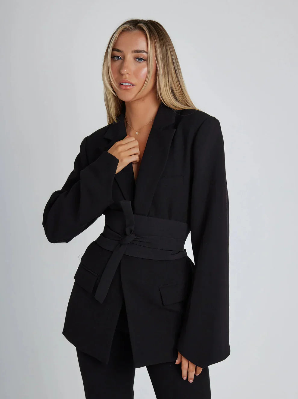 AIMEE | Eleganter Blazer mit Gürtel