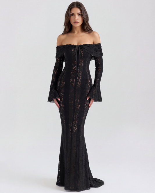 ALESSANDRA | Ausdrucksstarkes Maxikleid aus Spitze