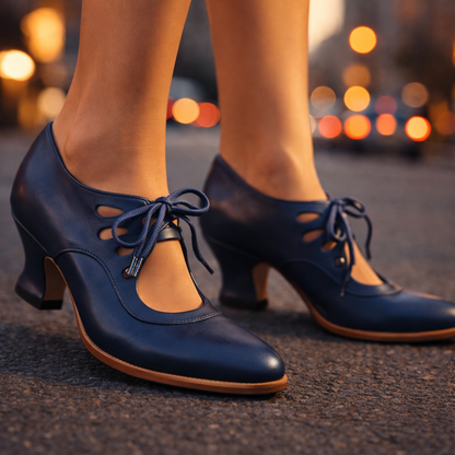 SUSE | Pumps mit Schnürung und Blockabsatz