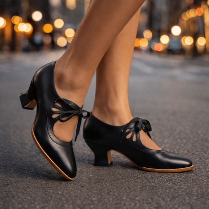 SUSE | Pumps mit Schnürung und Blockabsatz