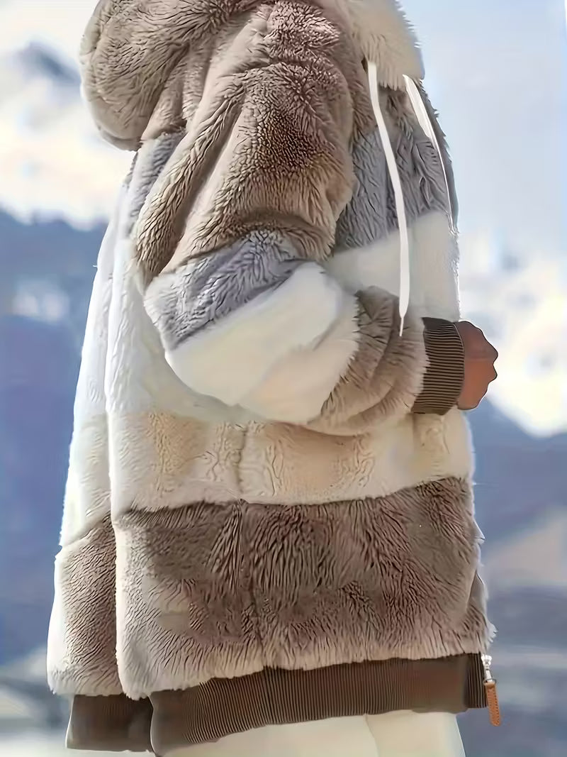MELANIE | Kuschelige Colorblock Teddyjacke mit Kapuze