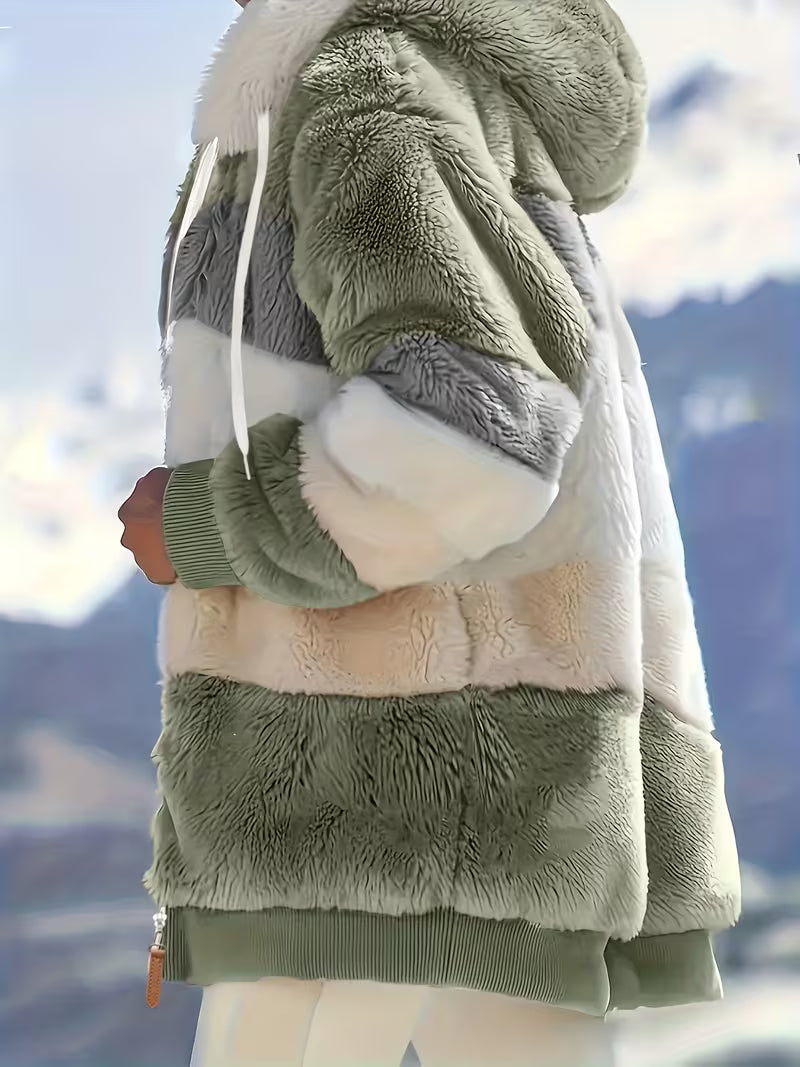MELANIE | Kuschelige Colorblock Teddyjacke mit Kapuze