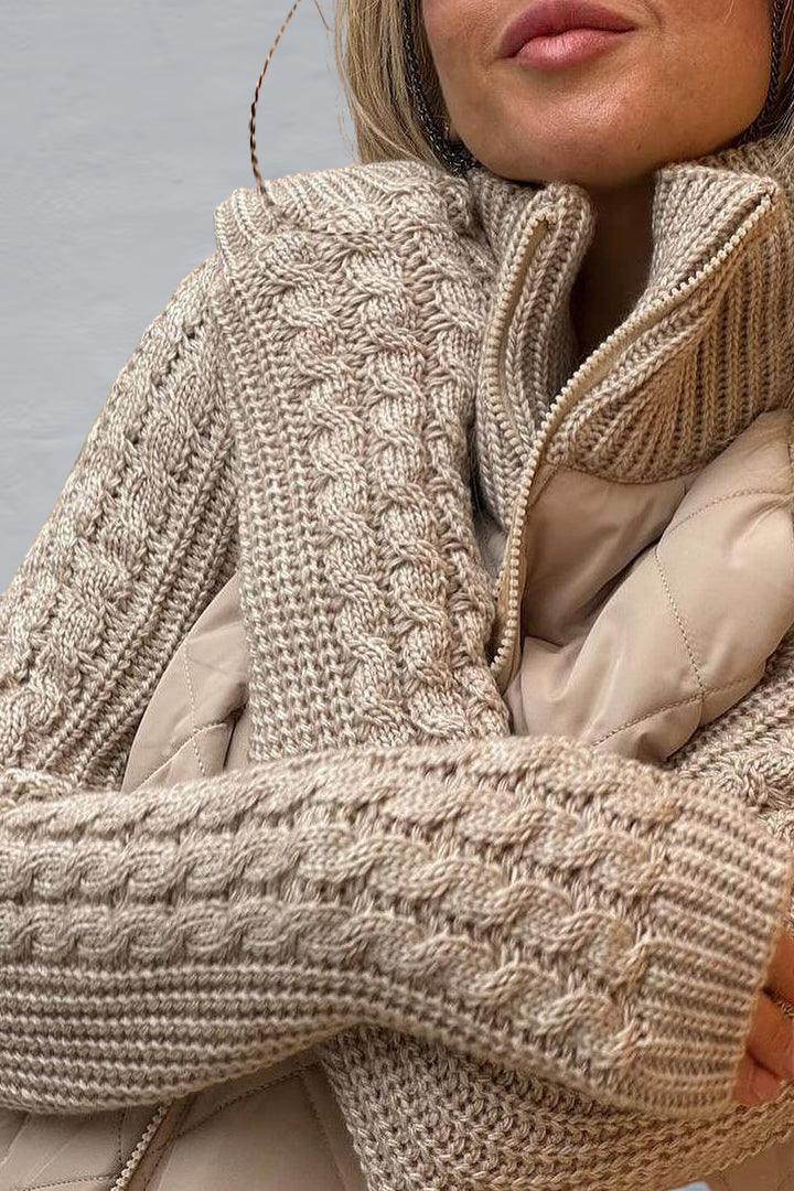 ANDREA | Steppjacke mit Strickärmeln und Reißverschluss