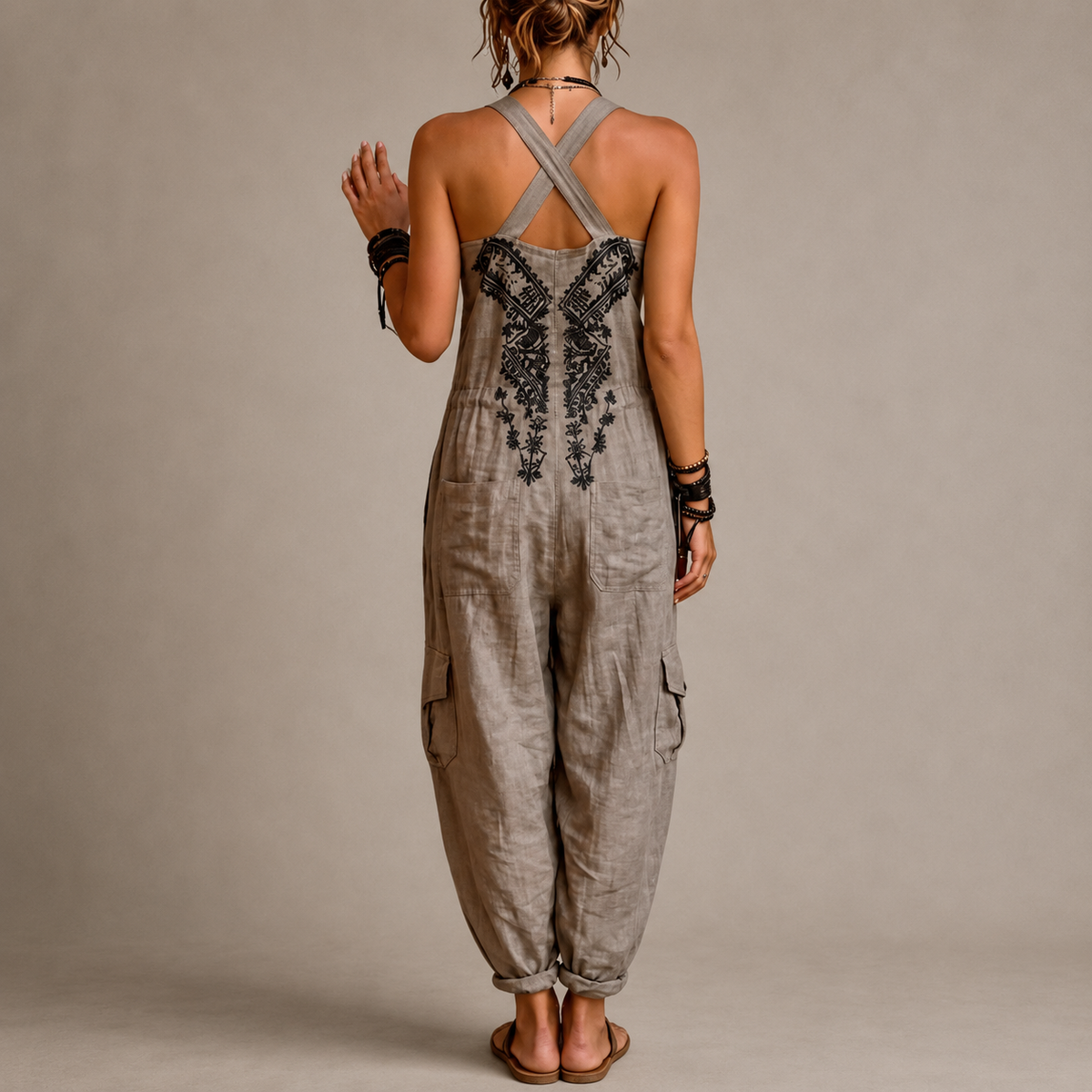 JUDITH | Bestickter Cargo-Jumpsuit