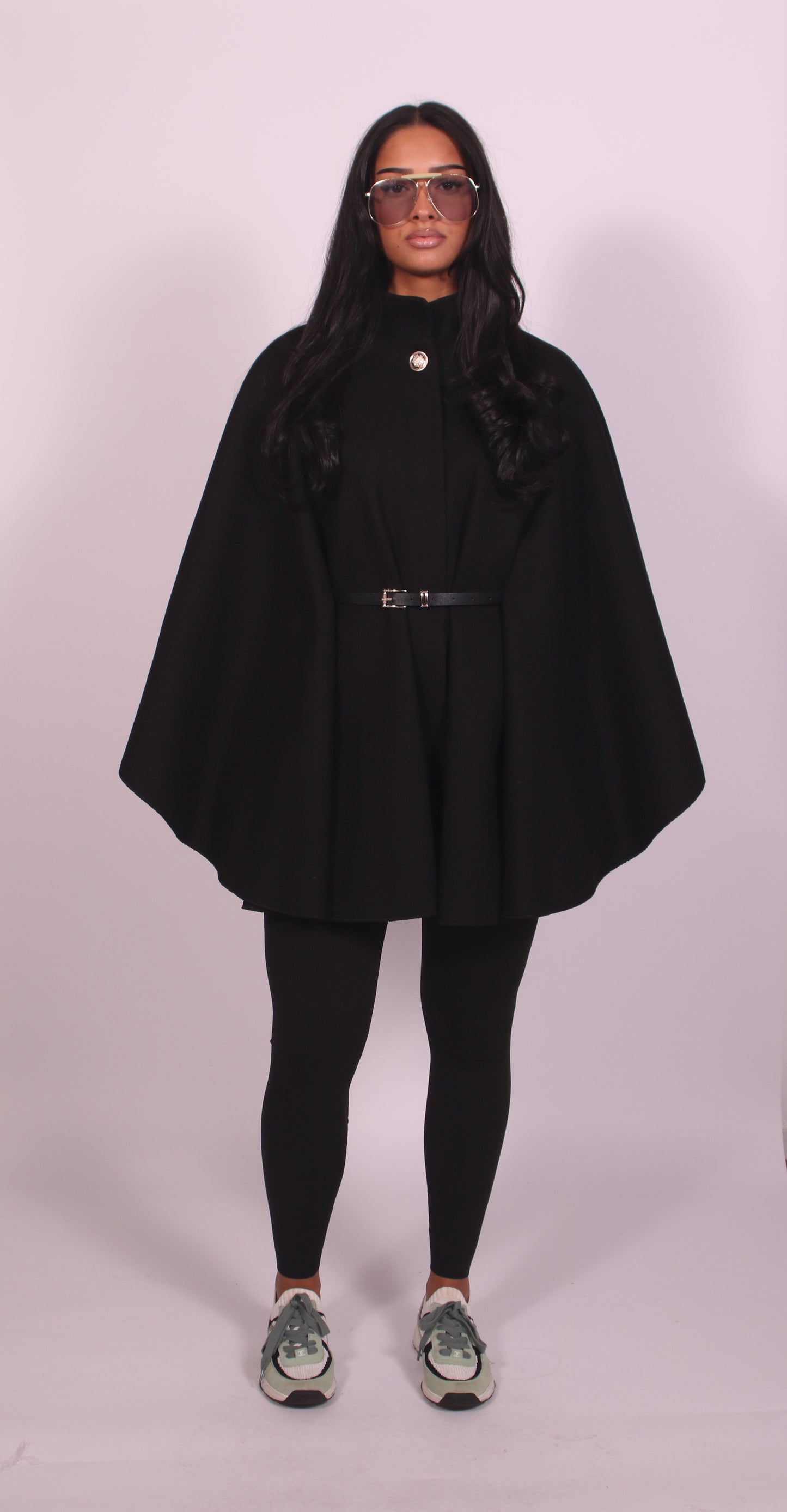 JANICE | Eleganter Cape-Mantel mit femininer Silhouette