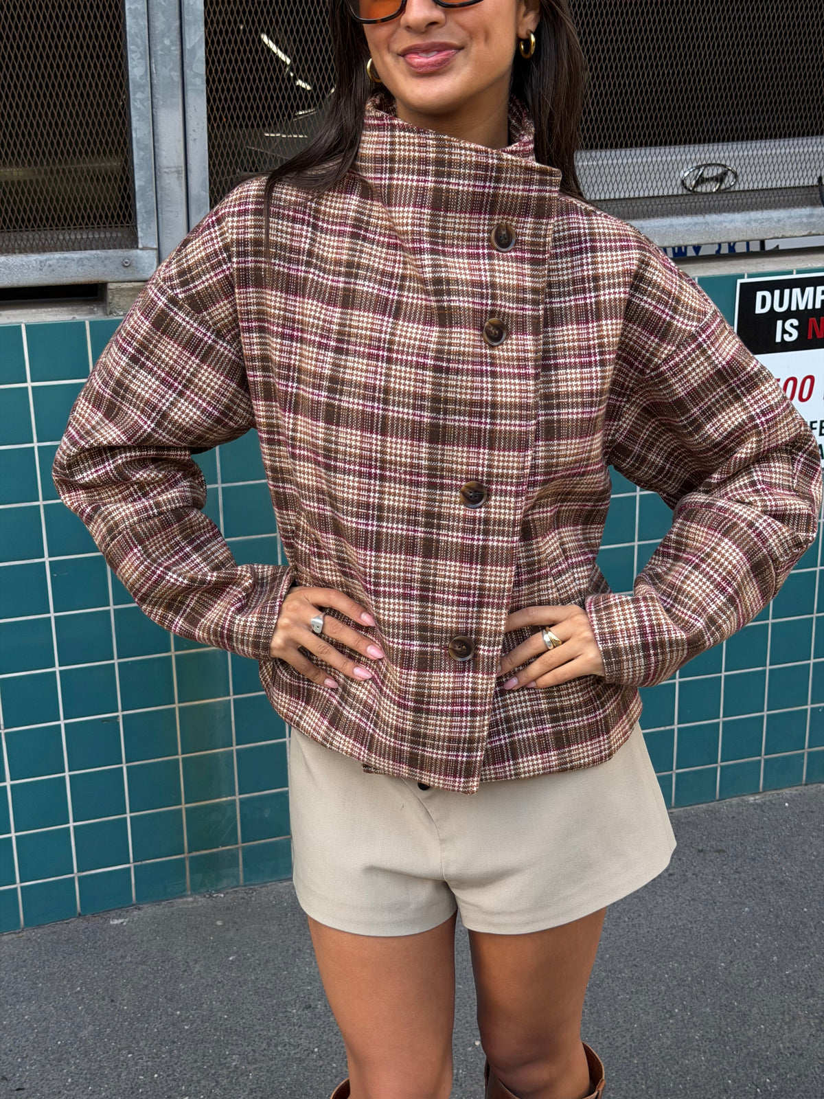ELIANA | Kurze karierte Jacke