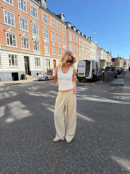 RILEY | Hochtaillierte Hosen mit weitem Bein