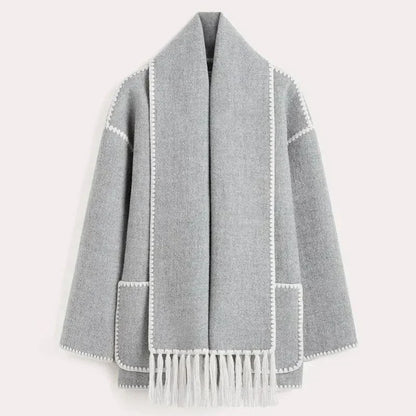 EMILIA – Elegante und warme Herbstjacke mit Schal
