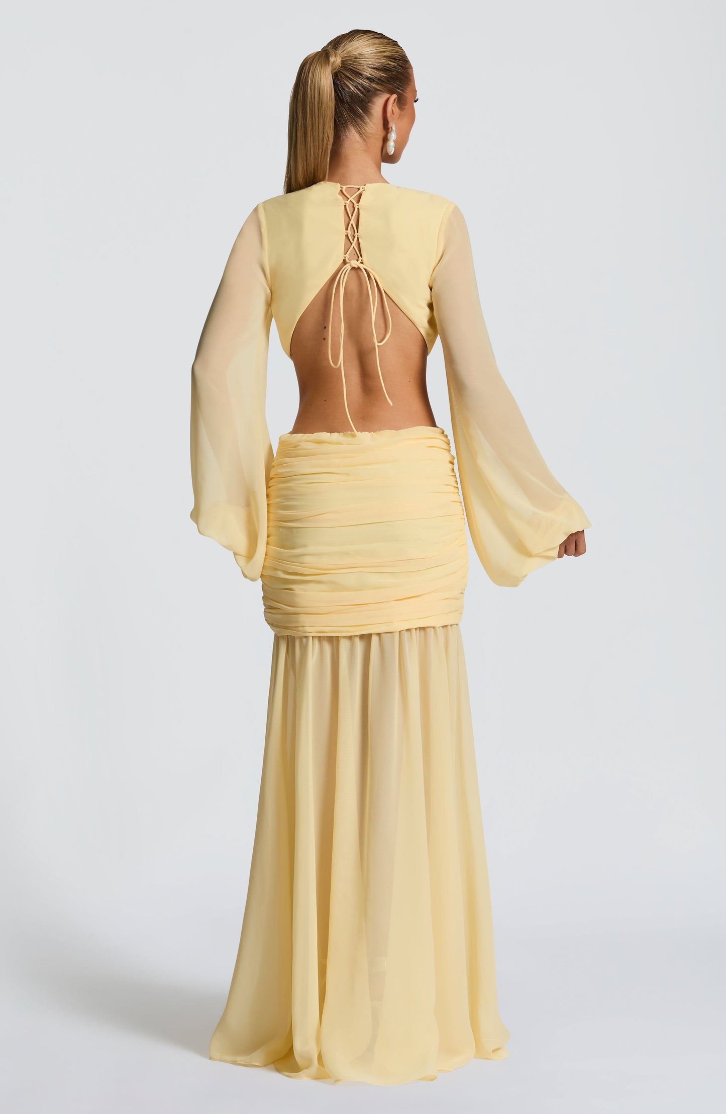 IMKE | Maxikleid mit Tiefem Ausschnitt und Cut-outs
