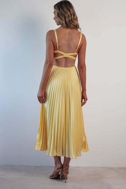 MALKA | Stilvolles Maxikleid mit Zartem Fall