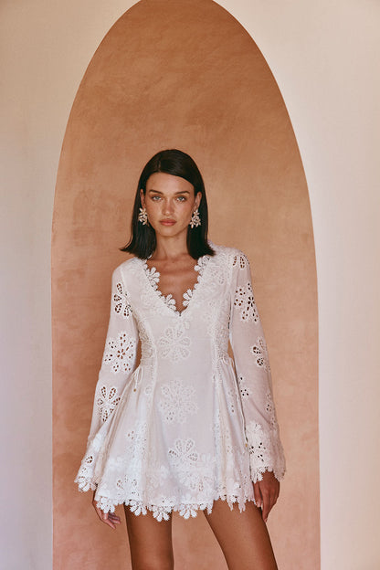 JILL | Minikleid mit Boho-Spitze
