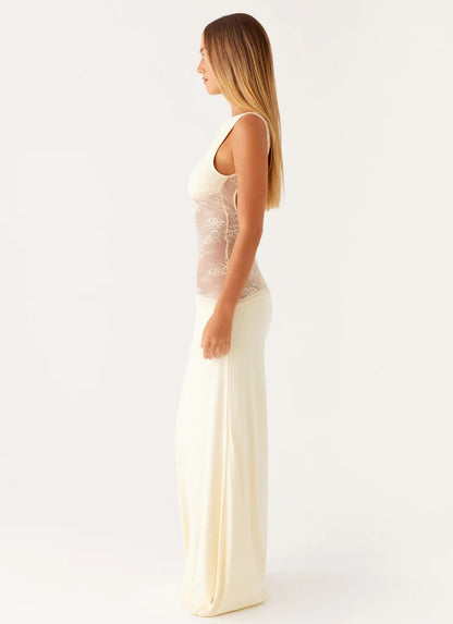 SELENA | Feminines Maxikleid mit Zarter Spitze