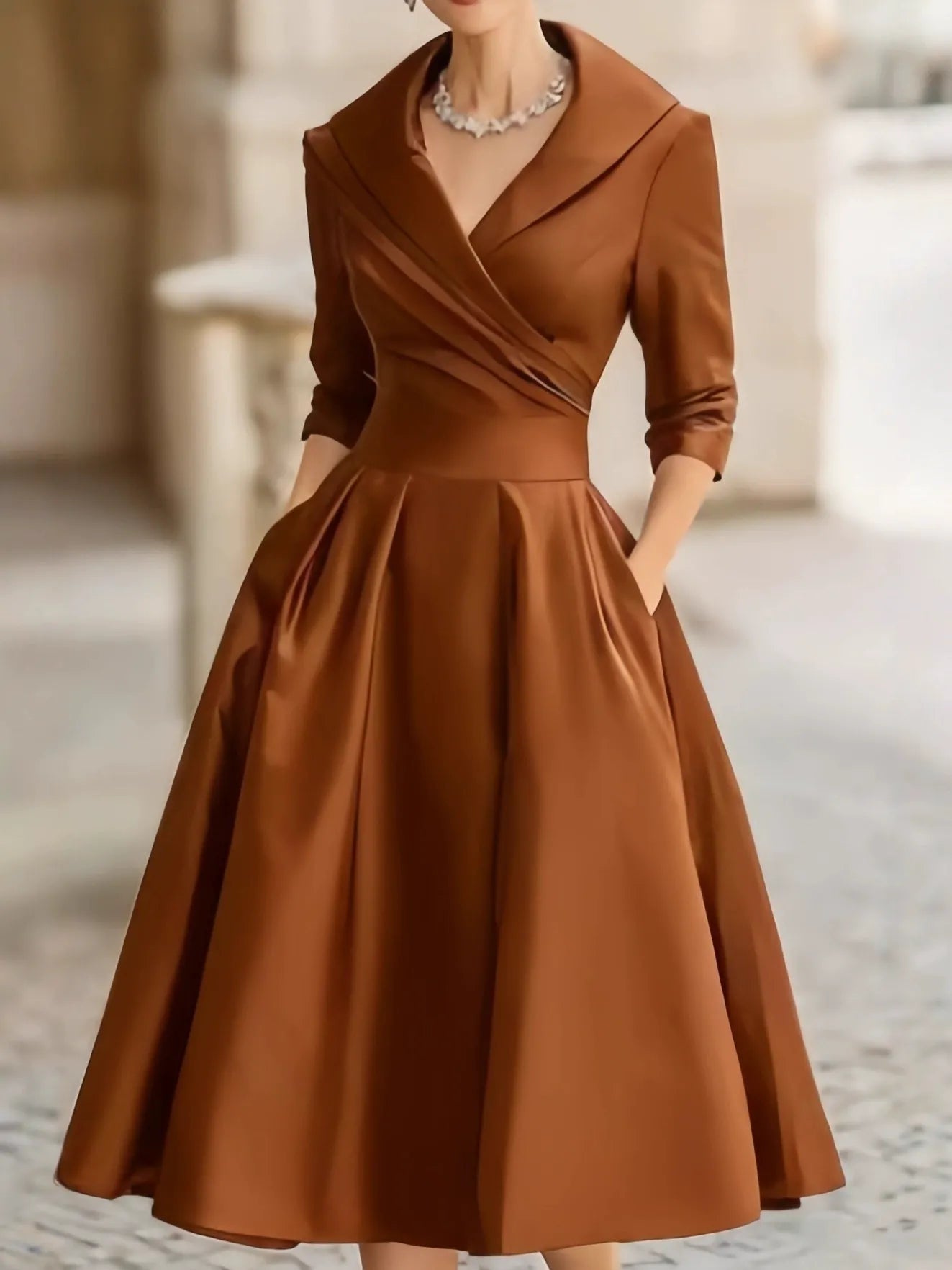 YARA | Wickel-Midikleid mit Kragen