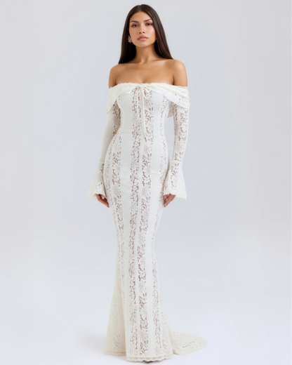 ALESSANDRA | Ausdrucksstarkes Maxikleid aus Spitze