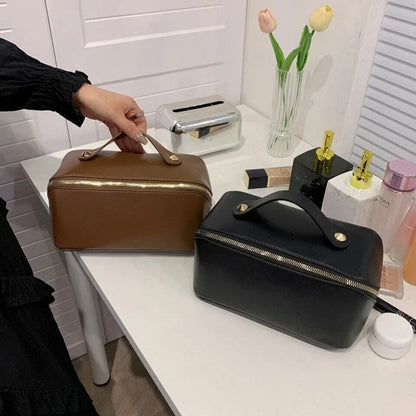 JADE | Sophisticated Cosmetic Bag