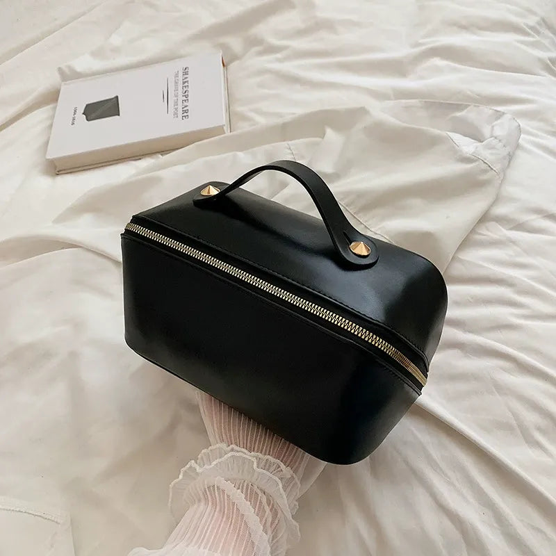 JADE | Sophisticated Cosmetic Bag