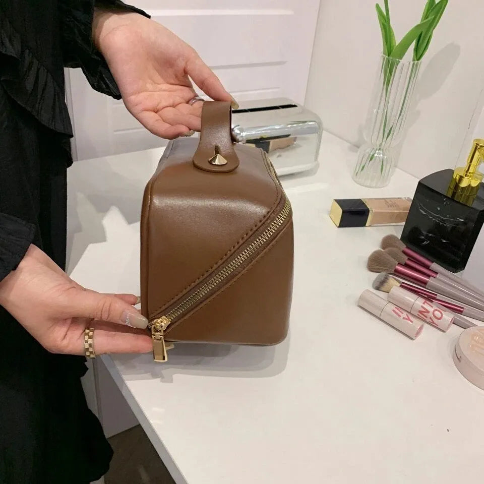 JADE | Sophisticated Cosmetic Bag