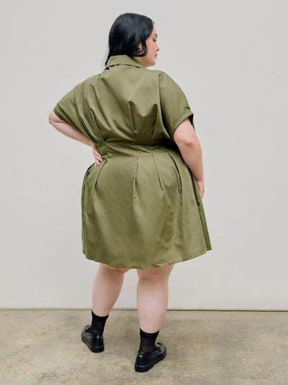 VANA | Modernes Kleid mit Knöpfen