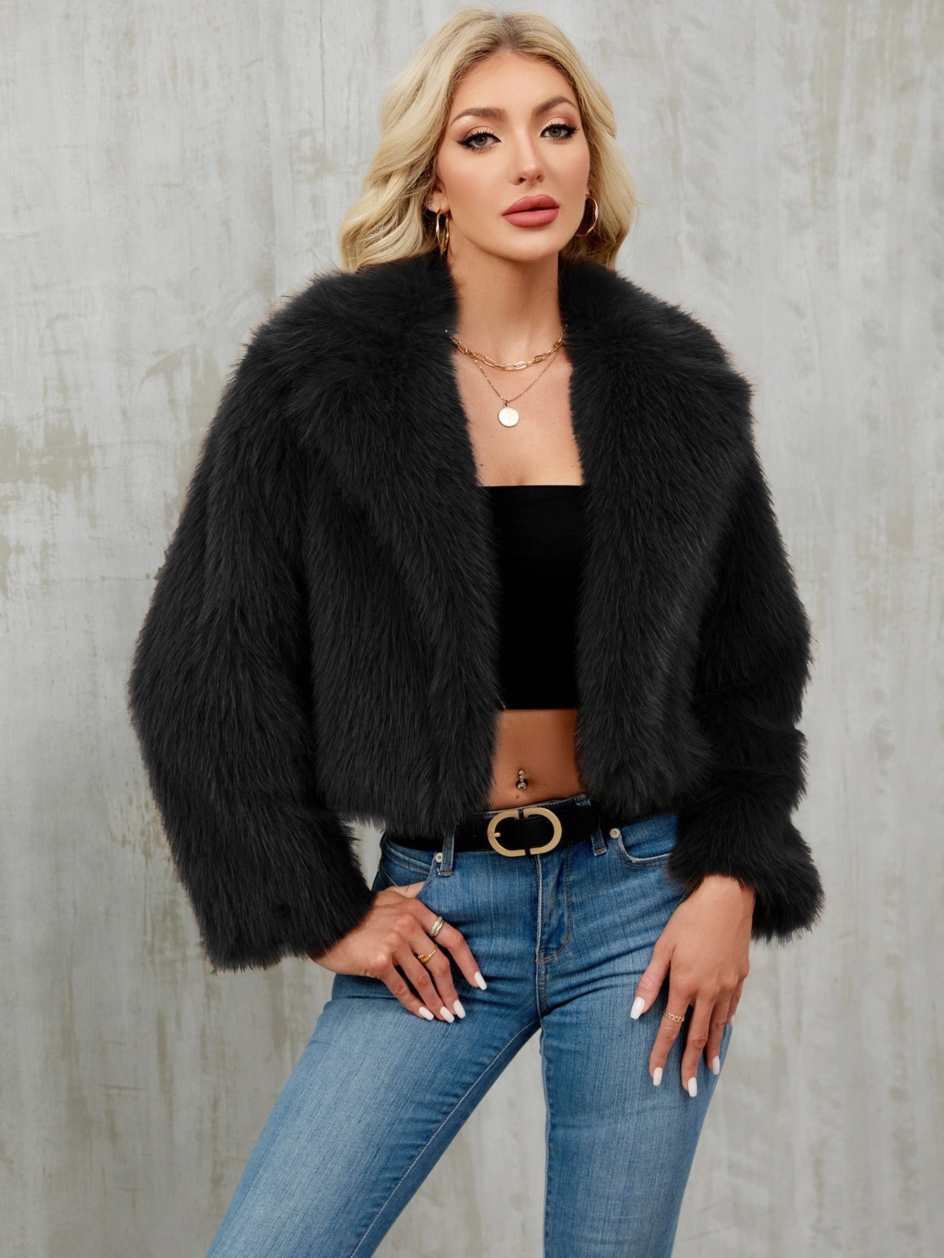 CHLOE | Elegante Plüsch-Cropped-Jacke