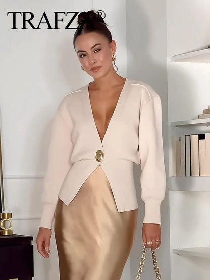 KYLE | Minimalistischer Strickcardigan mit V-Ausschnitt