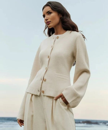 SOLARI | Jacke mit Rundhalsausschnitt und ausgestellten Ärmeln