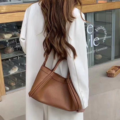 MALOU | Schicke Tragetasche mit Kosmetiktasche