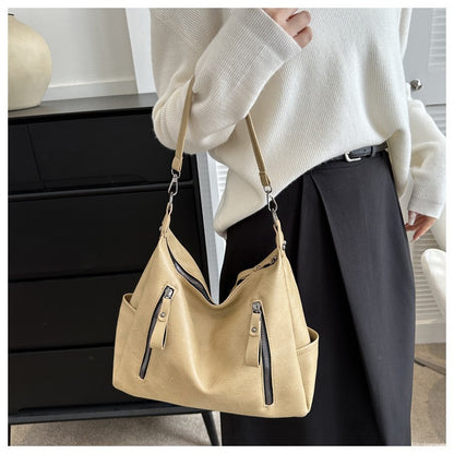 ELARA | Schlanke Crossbody-Tasche aus Leder