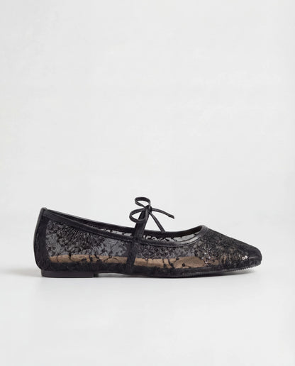 DANIELLE | Klassische Spitzen-Ballerinas mit Riemchen