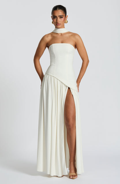 ISADORA | Gala-Schnitt